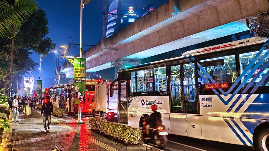 TransJakarta: Transportasi Masa Kini yang Mengubah Cara Warga Bergerak