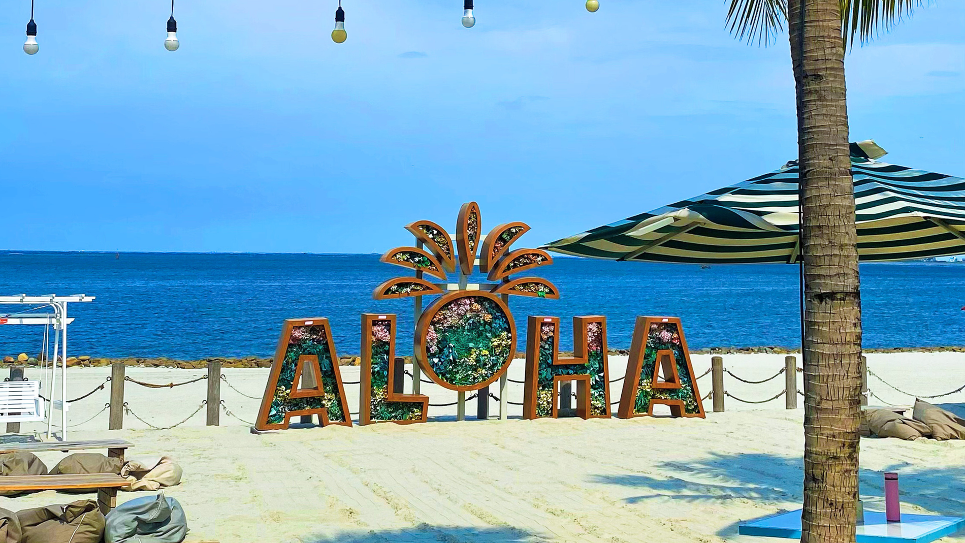 Aloha Pasir Putih PIK 2: Sensasi Liburan Ala Hawaii di Jakarta