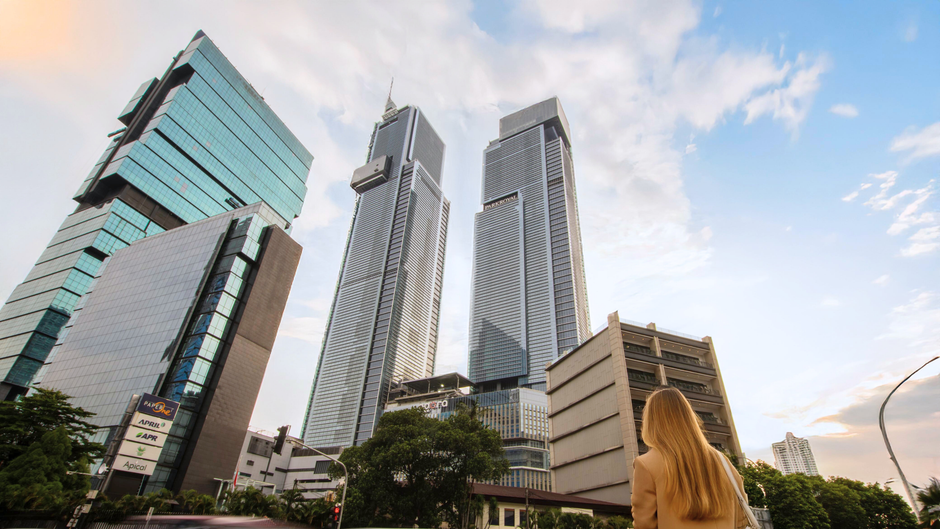 Sparkling Cloud: Rayakan Pergantian Tahun 2026 dari Puncak Tertinggi Jakarta