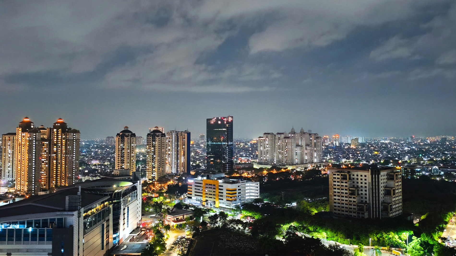 Fakta Unik Malam Tahun Baru 2026 di Jakarta: Gratis Transportasi hingga Panggung Hiburan Tanpa Kembang Api