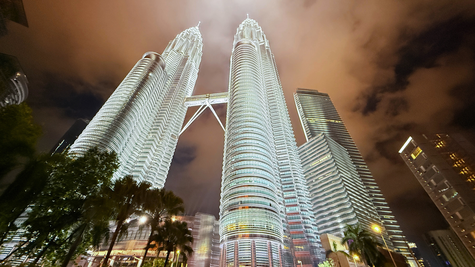 Menjelajah Kuala Lumpur: 6 Spot Ikonik yang Wajib Dikunjungi dan Tak Boleh Terlewat