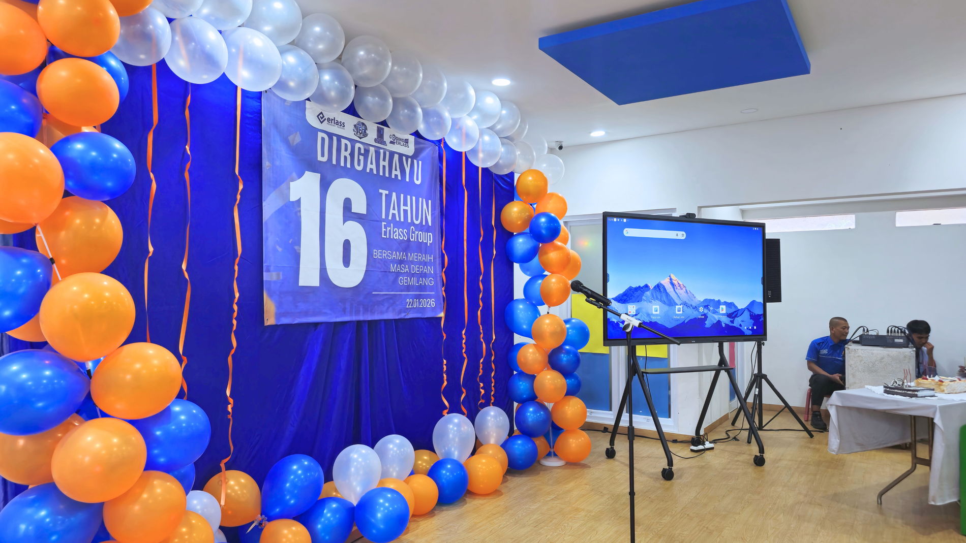 Merayakan 16 Tahun Erlass Group: Tumbuh Bersama, Mendidik dengan Hati