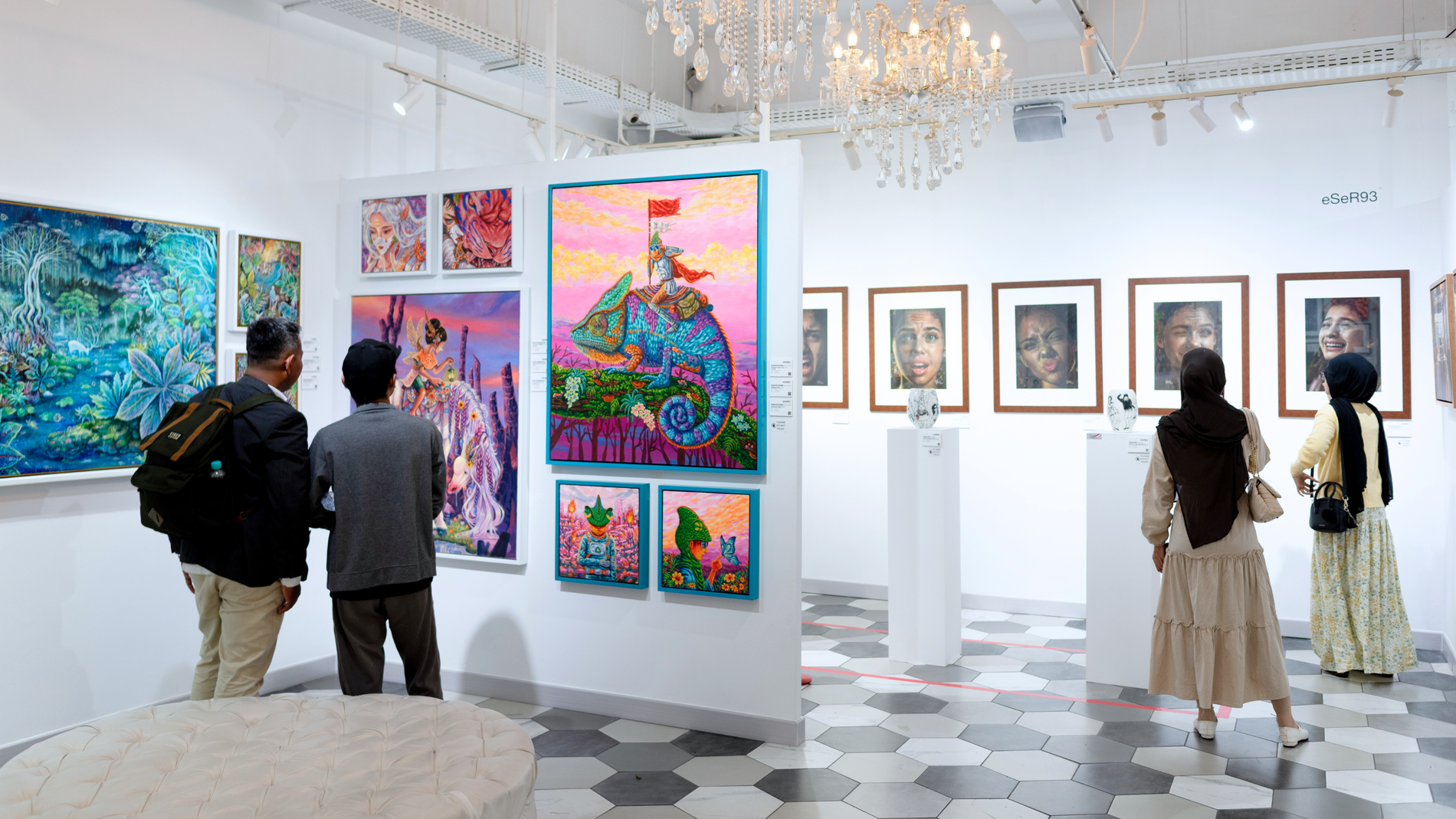 Ngabuburit Estetik di Kemang: Jelajahi Pameran Seni di 2Madison Gallery