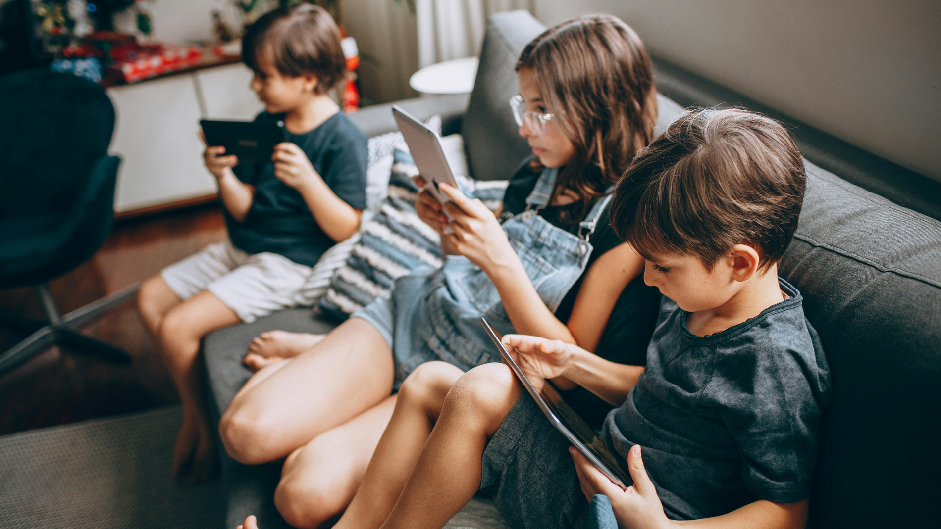 Kurangi Screen Time, Berikut Aktivitas Seru untuk Si Kecil