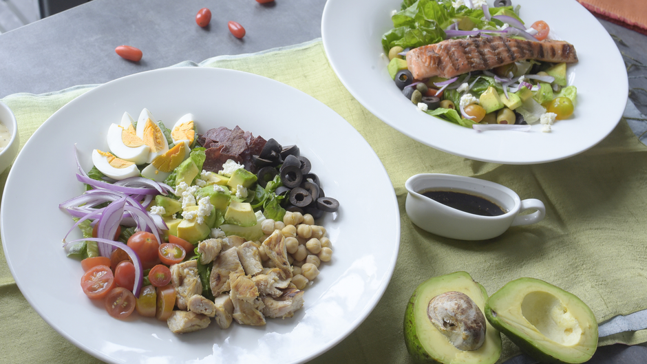 Menu Salad Lezat untuk Gaya Hidup Sehat di Art Cafe Jakarta