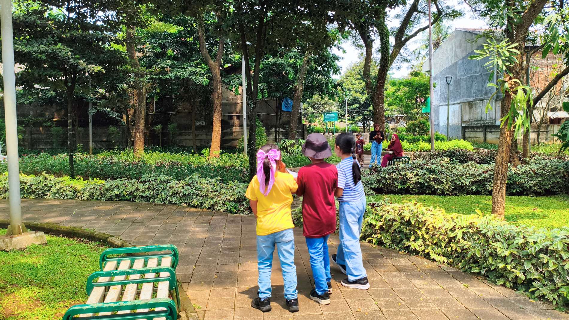 Taman Bulus Bali: Ruang Hijau Nyaman untuk Quality Time Ibu dan Si Kecil