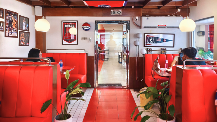 Fumo Chicken Joint, Spot Nongkrong Ala California yang Lagi Hits di Cipete