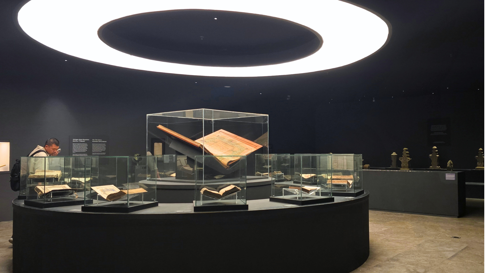 Menyusuri Jejak Islam Nusantara di Pameran “Misykat” Museum Nasional