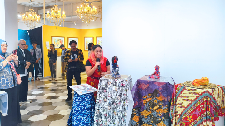Hari Pertama Pameran “Merombak-Ombak” Hadirkan Karya, Cerita, dan Ruang Refleksi
