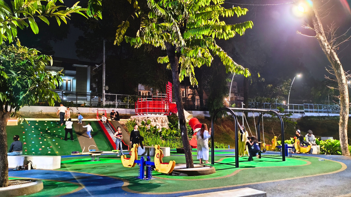 Taman Bendera Pusaka: Menikmati Suasana Jakarta di Malam Hari