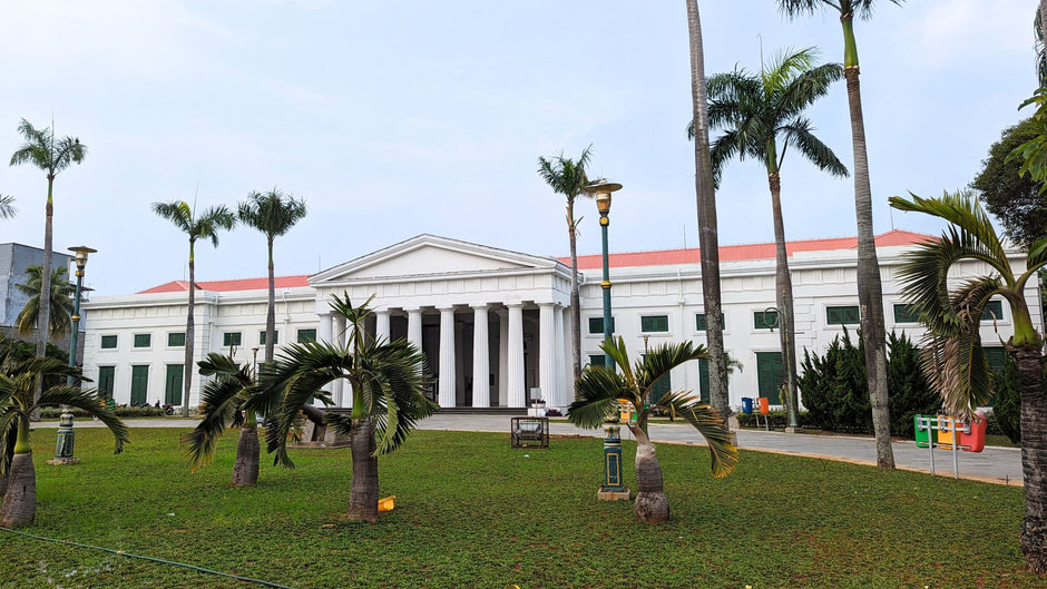 Dari Museum ke Gerabah: Serunya Jelajah Edukasi ke Museum Seni Rupa dan Keramik