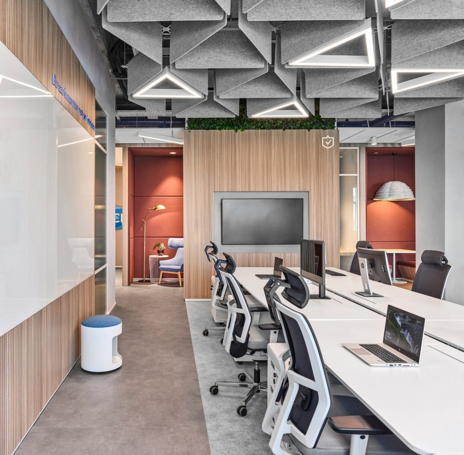 Ruang Kantor Asik dan Nyaman? Bagaimana Cara Menatanya?